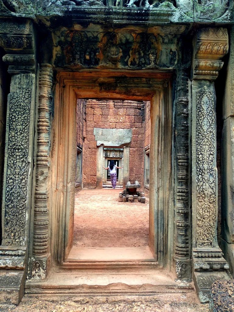 Đền thờ Banteay Samre đầy nét cổ kính.