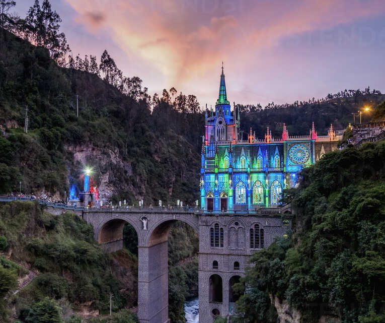 Nhà thờ Las Lajas Sanctuary – Kiến trúc tôn giáo đẹp nhất Colombia